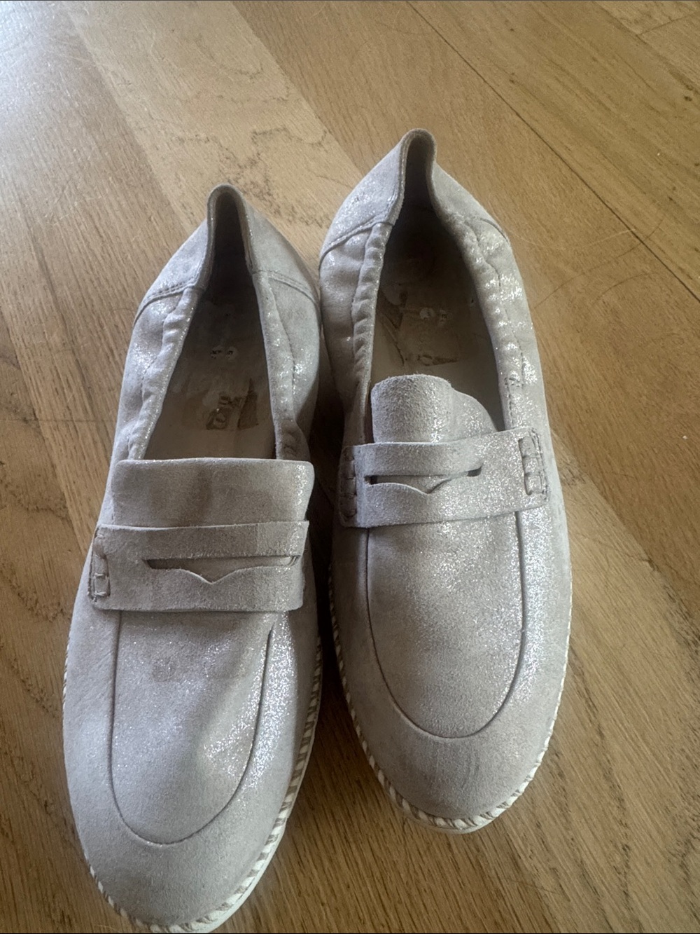 Paul Green Women's Shimmery Light Beige Suede Loafers